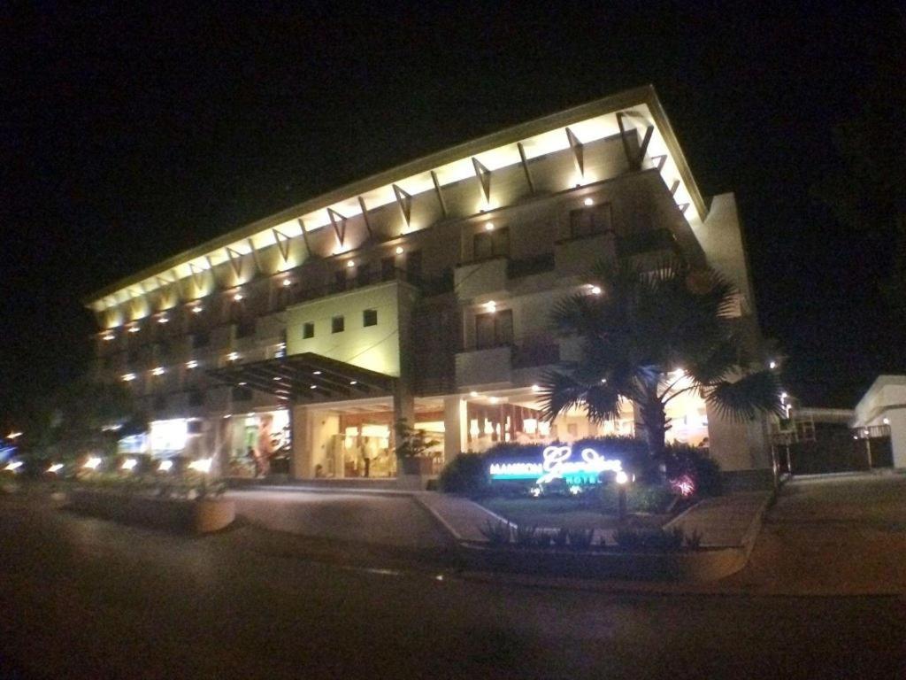豪宅花园酒店 奥隆阿波 外观 照片